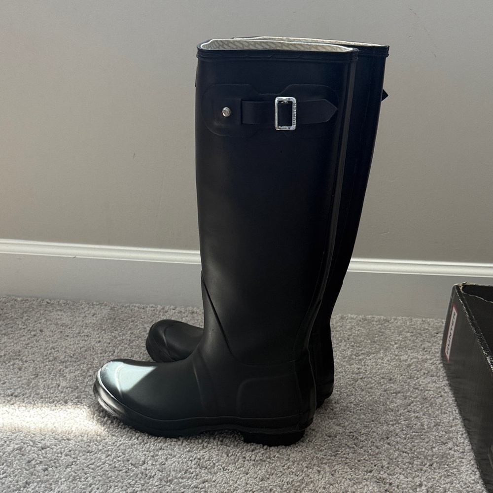 Hunter Original Tall Black Boots - Picture 6 of 12